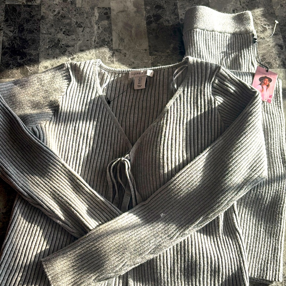 2 piece sincerely Jules gray set